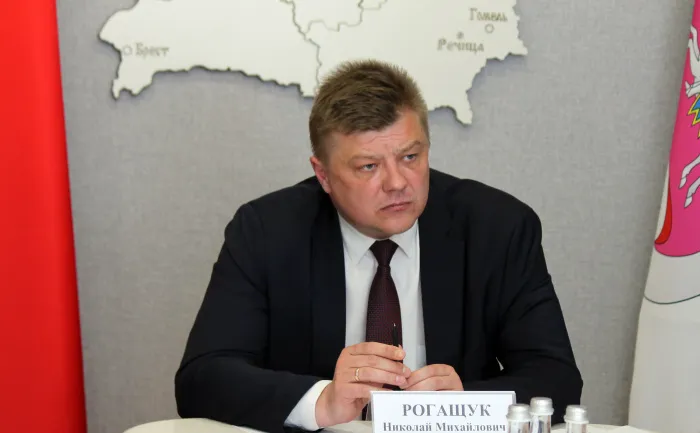 «Не хочу российскую пенсию!». Помощник Президента – инспектор по Гомельской области Николай Рогащук провел прием граждан в Речице