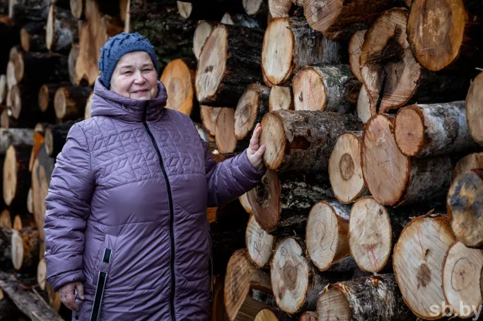 Экономисты и грузчики, станочники и мастера — узнали о самой легендарной семье на предприятии «Речицадрев»