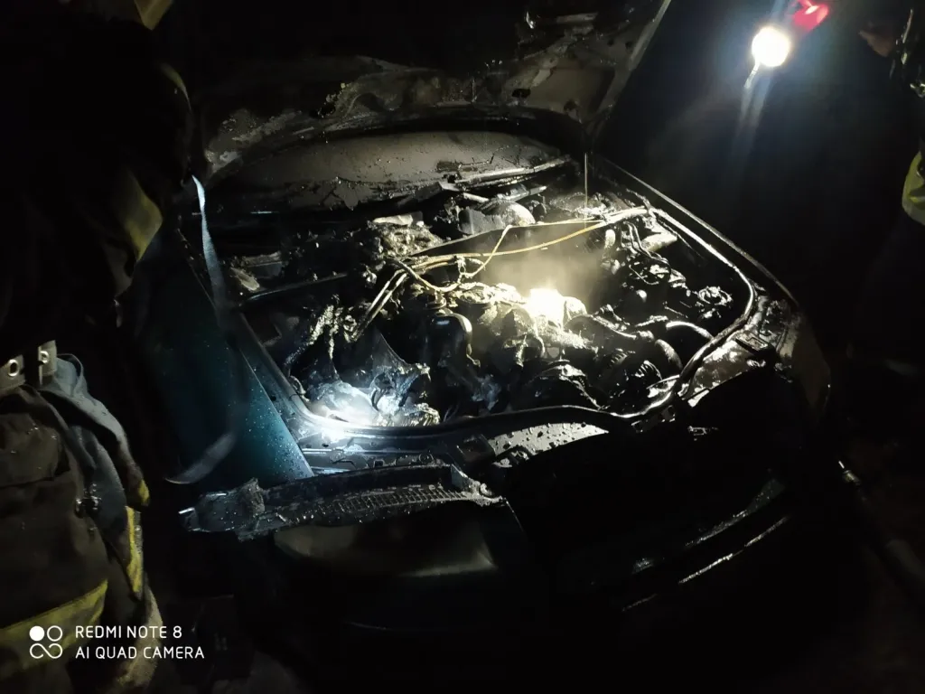 В Светлогорске сгорел Volkswagen Passat. Подозревают поджог