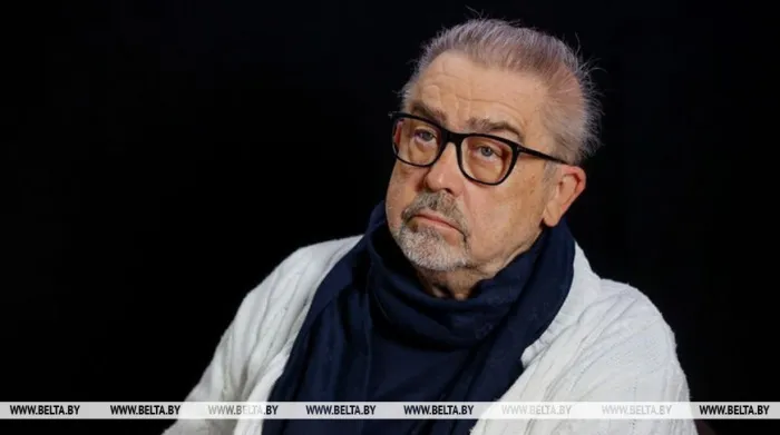 Лукашенко поздравил народного артиста Беларуси Александра Ефремова с днем рождения