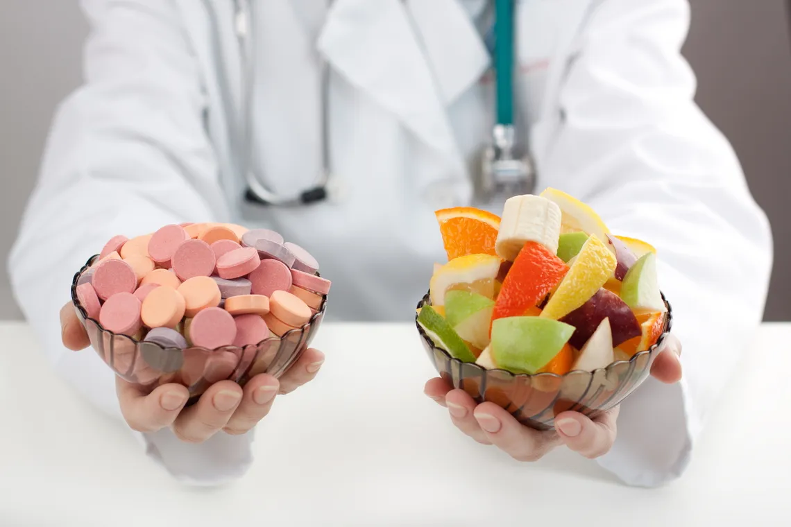Стоит ли покупать синтетические витамины? 