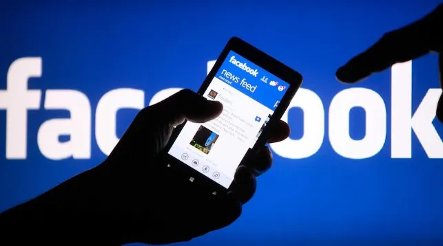 Facebook случайно завладела контактами 1,5 млн пользователей