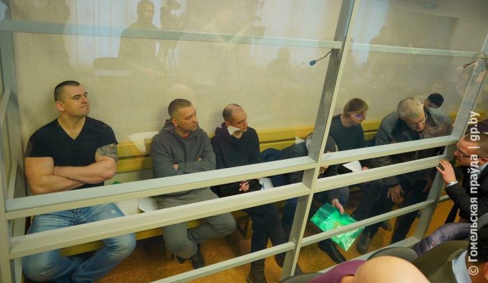 Обвиняются в госизмене. В областном суде началось рассмотрение уголовного дела о деятельности организованной экстремистской группы «Рабочы рух»