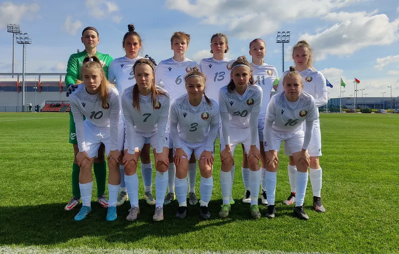 Девушки из сборной Беларуси по футболу (U17) неудачно стартовали в отборе на чемпионат Европы