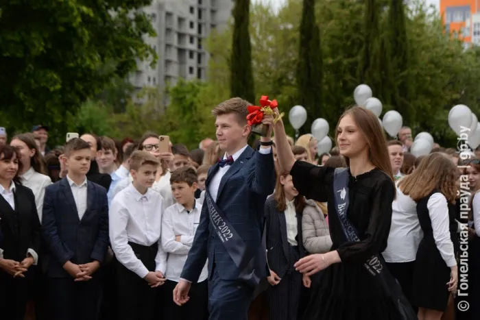 Последний звонок прозвенел в школах Гомеля