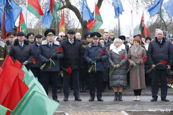 В агрогородке Глушковичи Лельчицкого района перезахоронили останки жертв фашизма 