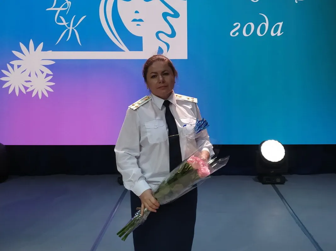 Прокурор Рогачевского района Светлана Чуешова победила в номинации “Успешный руководитель” конкурса “Женщина года 2019” 