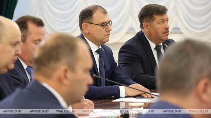 Минэнерго рассчитывает в течение месяца устранить все последствия урагана для энергетики страны