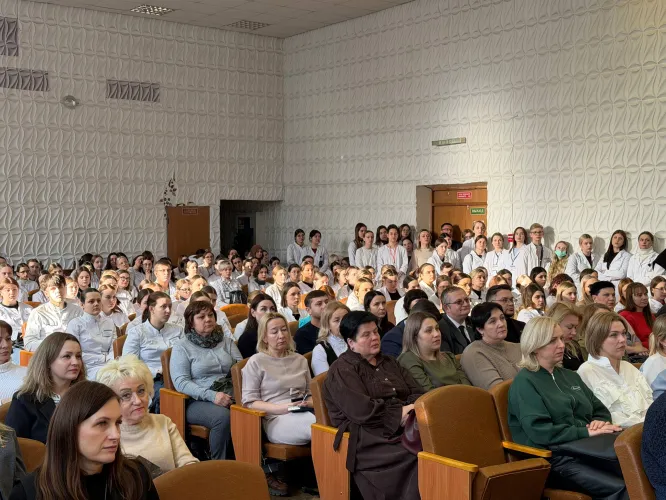 Каждый найдет работу по призванию: в Гомеле прошла встреча выпускников медицинского колледжа с представителями лечебно-профилактических учреждений