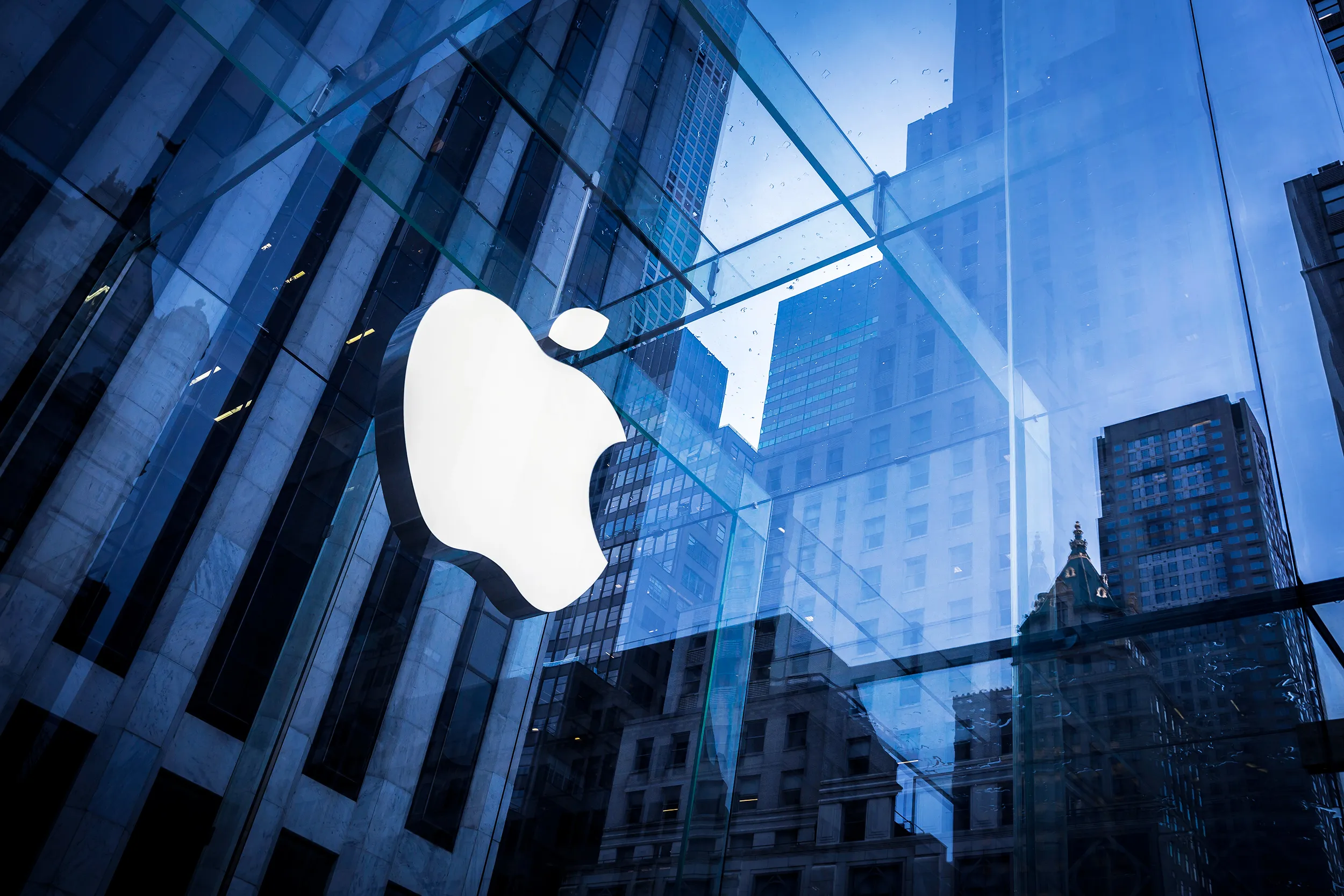 Пользователей гаджетов Apple призывают срочно обновиться 