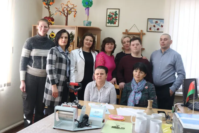 Депутаты помогли открыть новую трудовую мастерскую в отделении социальной реабилитации, абилитации инвалидов Лоевского ТЦСОН