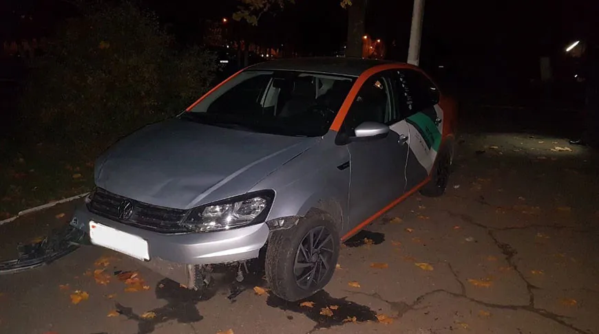Водитель каршерингового авто в Гомеле сбил на тротуаре двух пешеходов