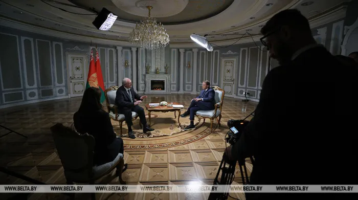 Лукашенко: я не император, как Трамп или Путин, чтобы ожидать всеобщей любви 
