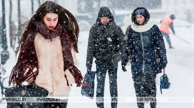 Сильный снег ожидается 17 декабря местами в Беларуси