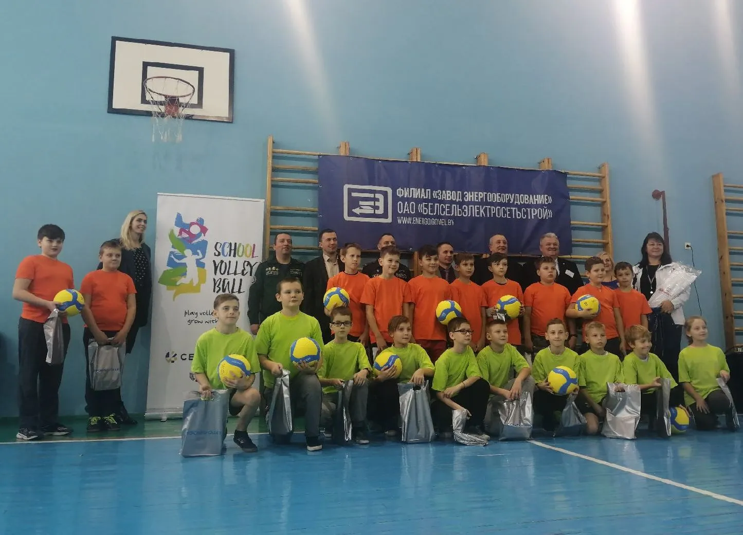 Еще больше спорта. Проект «Школьный волейбол» продолжает шагать по Гомельщине 