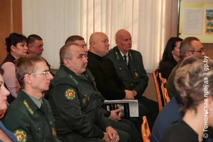 Помощник Президента – инспектор по Гомельской области Сергей Бартош провел встречу с коллективом Октябрьского лесхоза