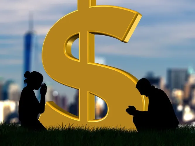 Религия денег, ненависти и расчеловечивания: почему на Украине продолжается война