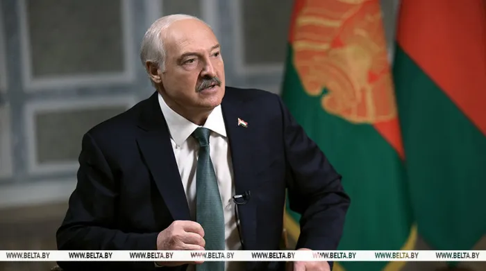 Лукашенко: Беларусь ведет диалог с американцами не против России и не против Китая