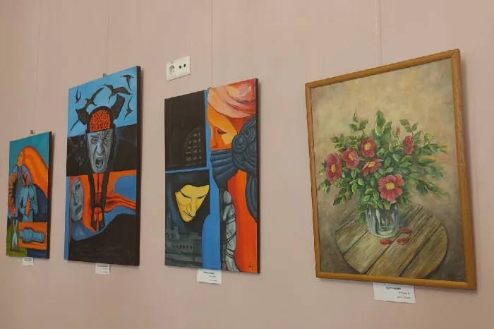 Art-вясна: в ДК железнодорожников свои работы презентовали художники области