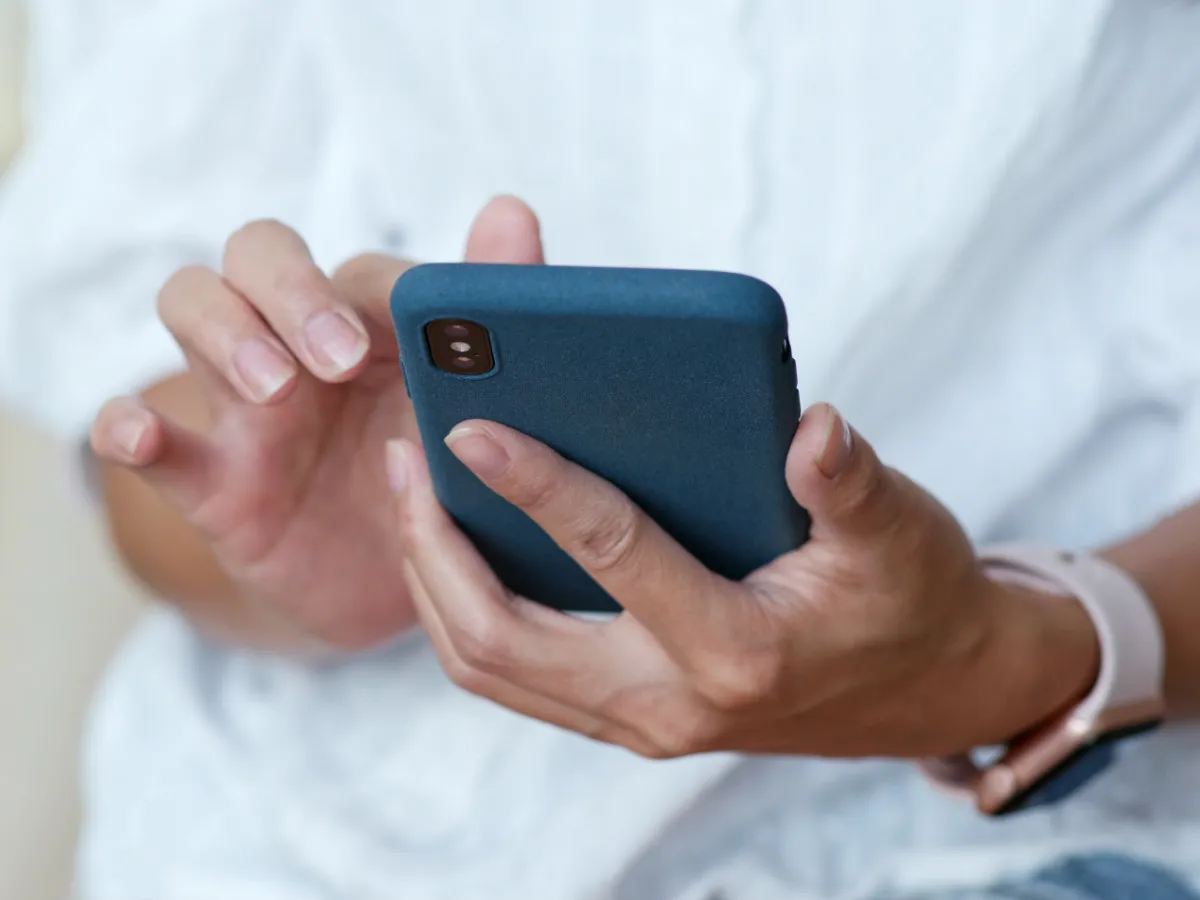 В Лоевском райисполкоме работает специальная линия «sms-вопрос» по короткому номеру 142