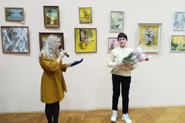В библиотеке имени А. И. Герцена проходит выставка Анны Андреевой