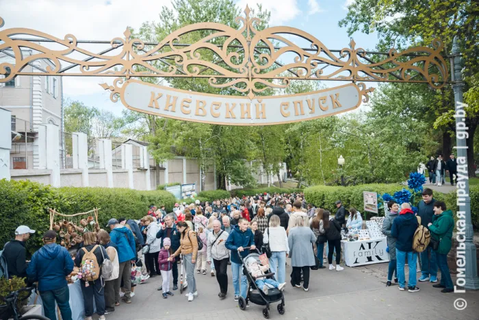 Высокое искусство от настоящих мастеров. Выставка-продажа ремесленников на Киевском спуске