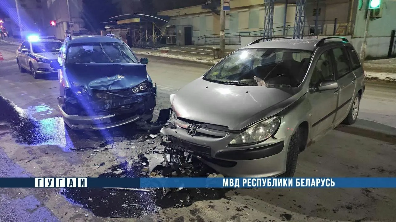 ДТП в Гомеле: водитель не убедился в безопасности маневра и столкнулся с «Тойотой»