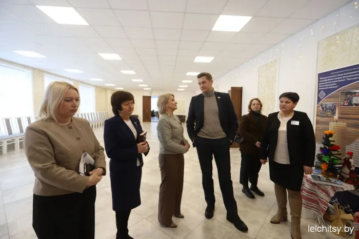 Министр культуры Республики Беларусь Руслан Чернецкий работал в Лельчицком районе