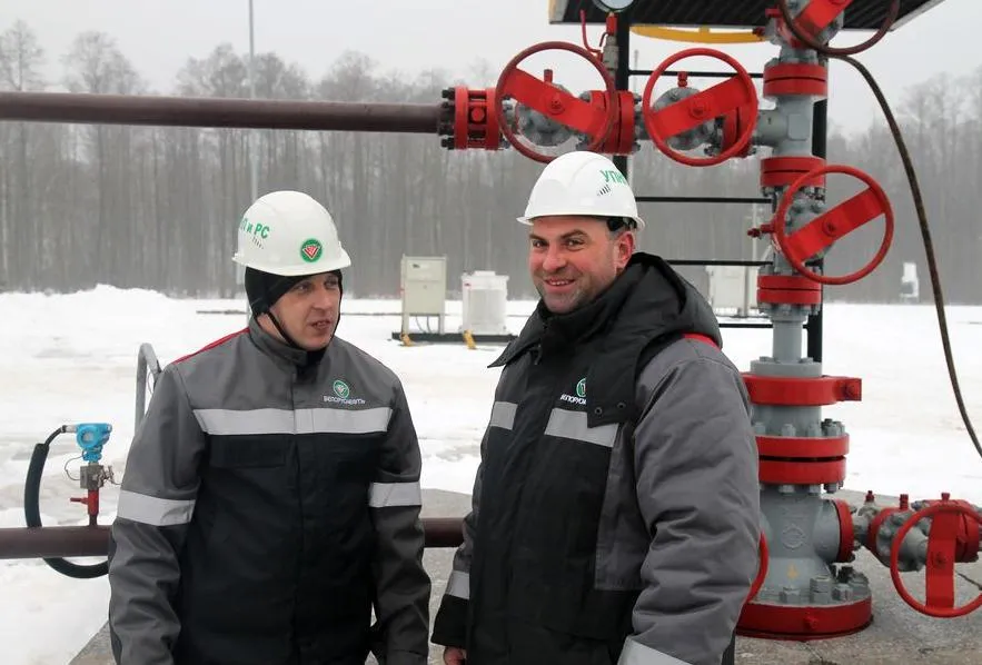 Что-то новенькое. Самый большой нефтяной куст скважин Беларуси находится в Речицком районе
