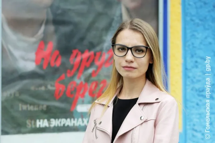 Создатели фильма "На другом берегу" смогли передать дух того трагического и героического времени - мнения жителей Буда-Кошелева