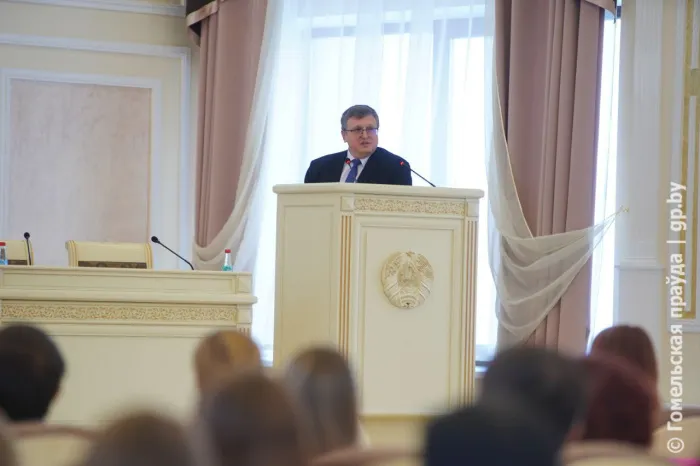 Беспилотные тракторы и полеты в космос: в облисполкоме обсудили современное состояние белорусской науки и ее достижения