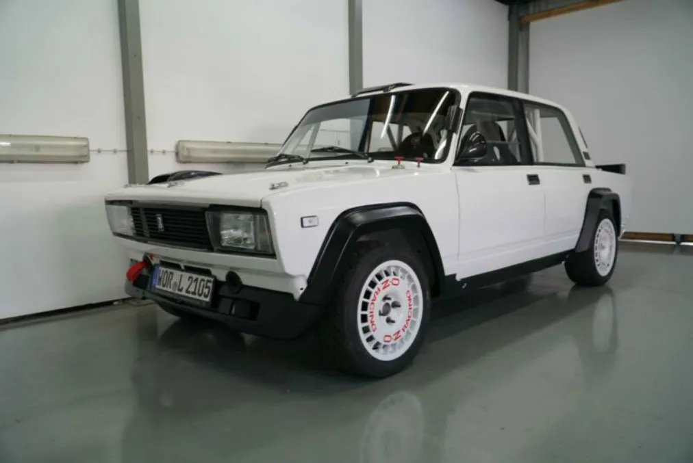 Гоночные "Жигули" за 40 тыс. евро выставили на продажу