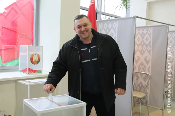 Олимпийский чемпион Игорь Макаров проголосовал за спортивную, свободную и мирную Беларусь