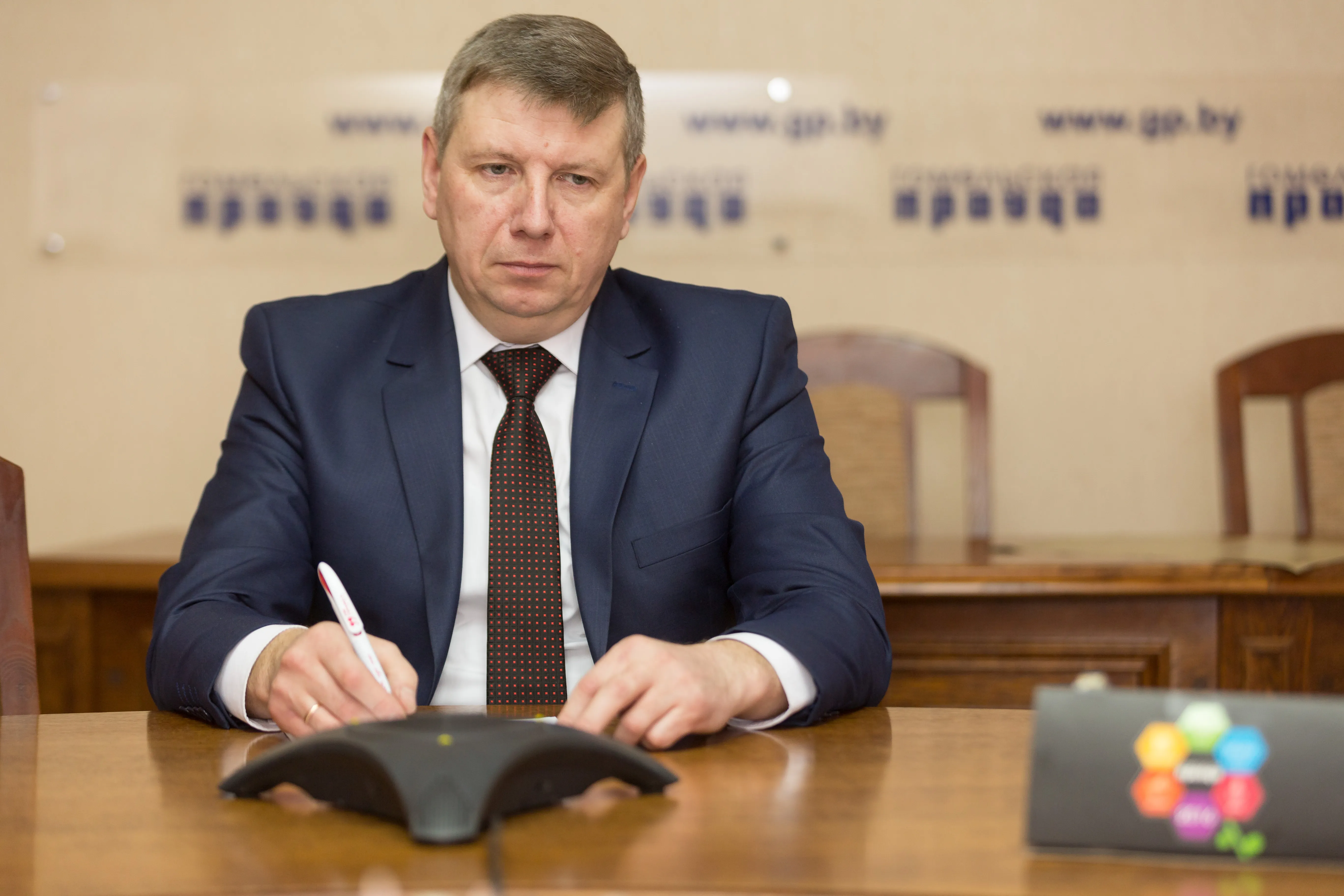 Прямая линия с председателем областного суда Сергеем Шевцовым
