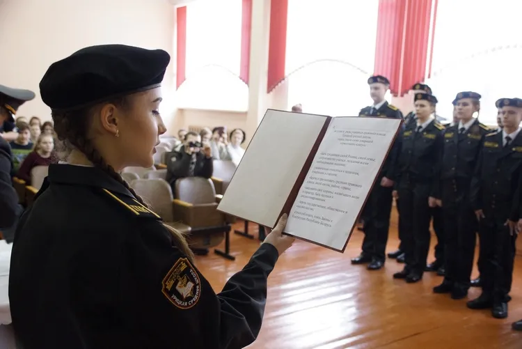 В Урицкой средней школе прошла торжественная церемония открытия правового класса