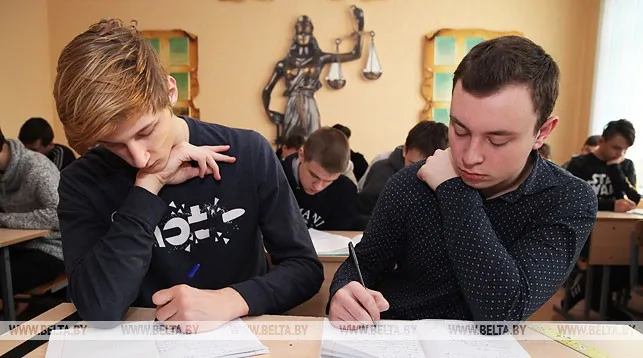 Более 1 тыс. учащихся Гомельской области станут участниками третьего этапа республиканской олимпиады