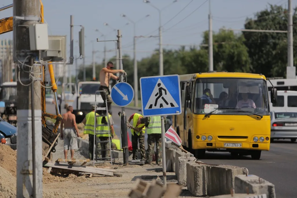 Открывается движение транспорта по нечетной стороне улицы Барыкина