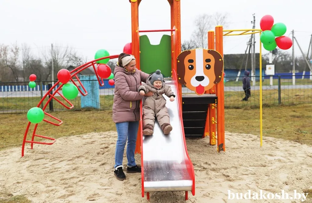 В деревне Уза Буда-Кошелевского района открыли зону активного отдыха «ЗДОРОВЕЙ-ка»