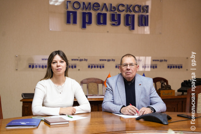 Разбираемся в ситуациях, когда один наниматель отправляет сотрудников убирать снег и сбивать сосульки с крыш, а другой предлагает работать без выходных