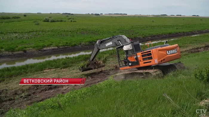 Как повысить урожайность без вреда природе – узнали о ходе мелиоративных работ в Гомельской области