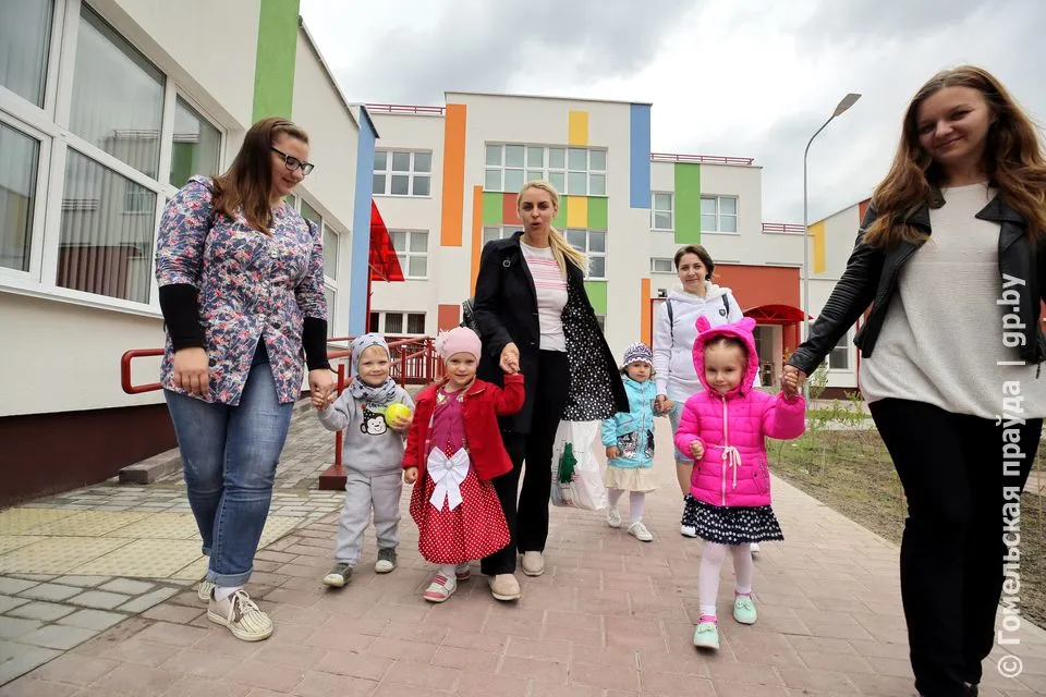 Строительство школы и детской поликлиники: какие проблемы беспокоят жителей Гомеля из микрорайона Южный?
