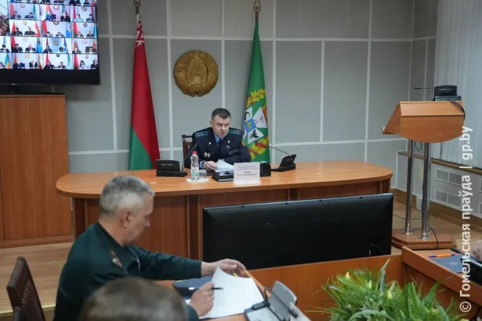 Должны учиться, а не крутить роллы: в Гомеле обсудили вопросы борьбы с преступностью и коррупцией в сфере миграции