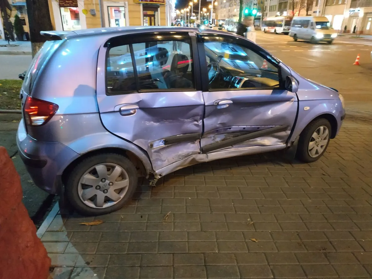 В Гомеле ГАИ устанавливает подробности ДТП, в котором серьезно пострадала девочка