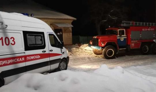 Спасатели отбуксировали автомобиль скорой помощи в Светлогорском районе