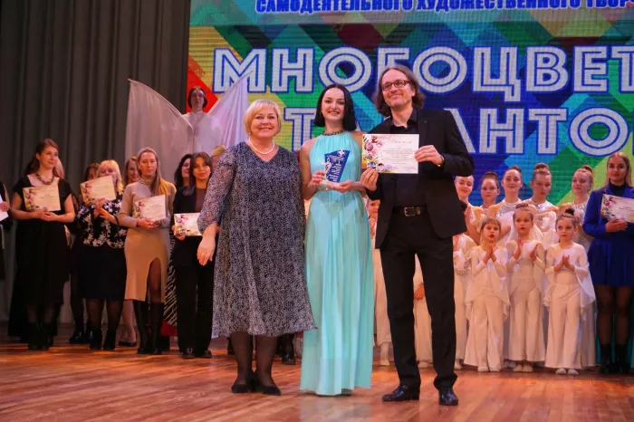 ФОТОРЕПОРТАЖ: в ГЦК состоялся гала-концерт участников конкурса «Многоцветие талантов – 2022»