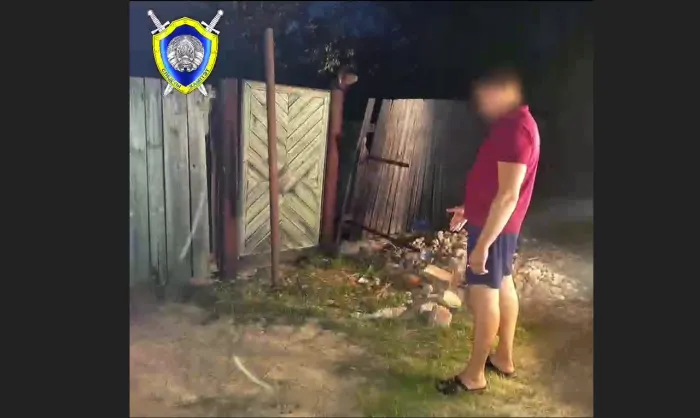 В Речицком районе мужчина камнем убил чужую собаку. Он задержан