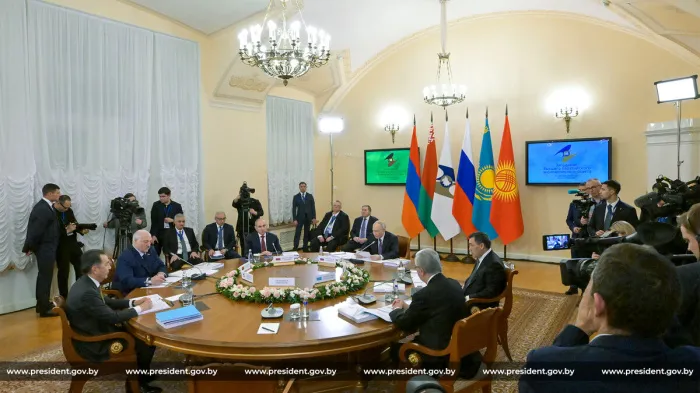 Александр Лукашенко принял участие в заседании Высшего Евразийского экономического совета в Санкт-Петербурге