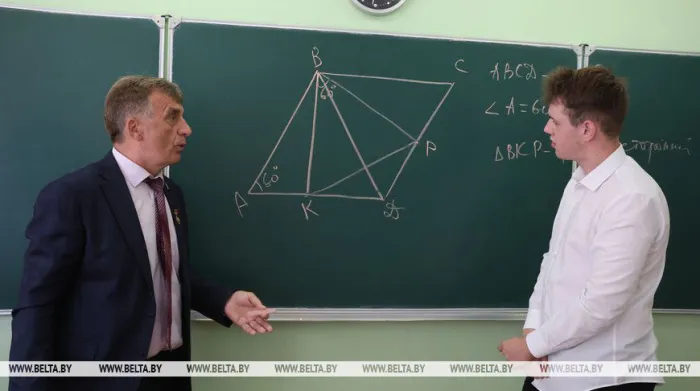 Каждый пятый работающий пенсионер в Беларуси трудится в сфере образования