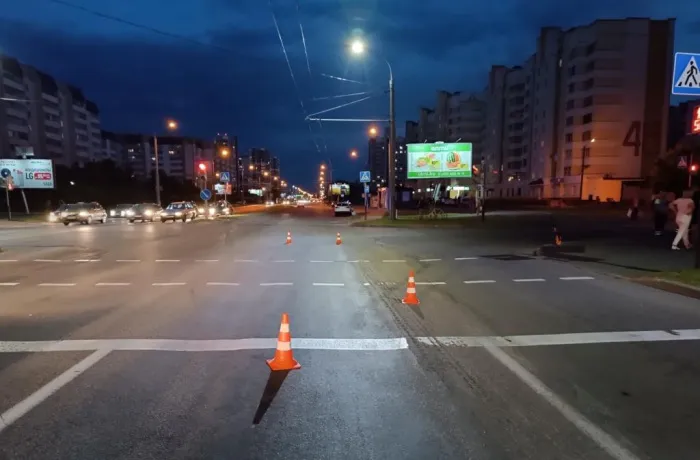 В Гомеле водитель иномарки на переходе сбила женщину-пешехода
