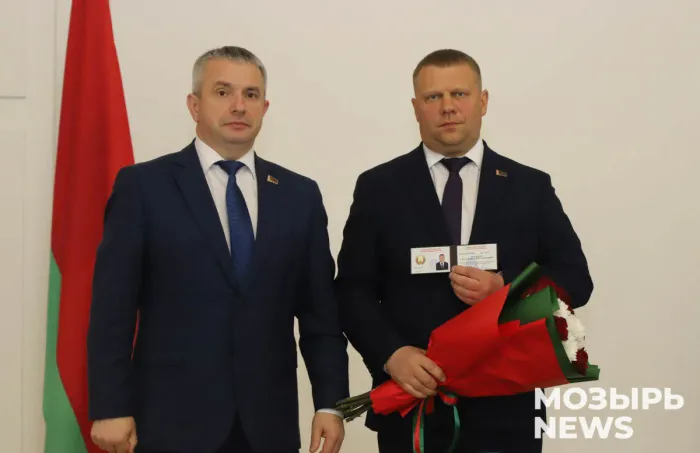 На внеочередной сессии районного Совета депутатов в должности председателя Мозырского райисполкома утвержден Александр Веремеев